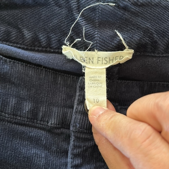 Eileen Fisher Cordouroy Ankle Crop Straight Leg Navy Blue. Size 10 ** Flaw** - Picture 2 of 8